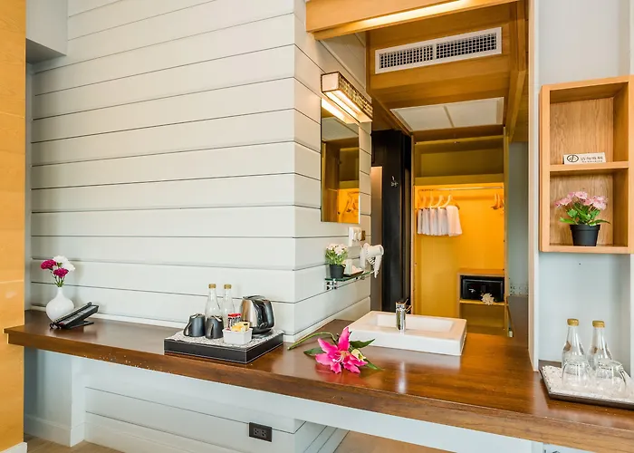 Hotel Dang Derm In The Park Khaosan 3*