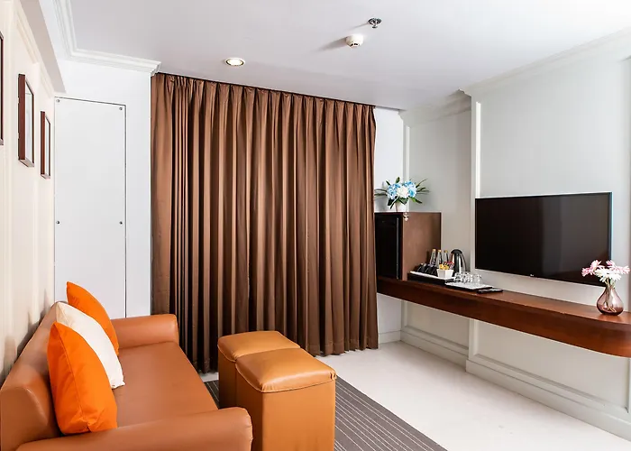 Hotel Dang Derm In The Park Khaosan 3*